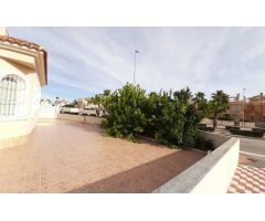 Chalet en Venta en Algorfa, Alicante