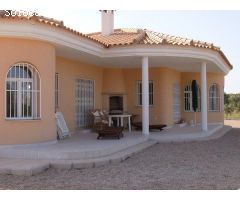 Chalet en Venta en Castalla, Alicante