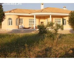 Chalet en Venta en Castalla, Alicante