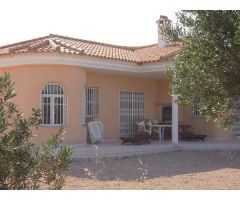 Chalet en Venta en Castalla, Alicante