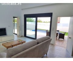 Chalet en Venta en Daya Nueva, Alicante