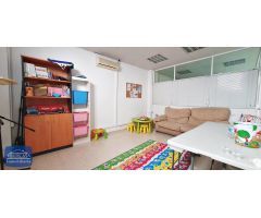 ¡IDEAL INVERSORES! ZONA ESTE, SOLAR DE 230M² EDIFICABLE, PATIO 30M²