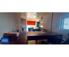 POLÍGONO PARQUE OESTE, NAVE 560M² CONSTRUIDOS, 400M² DE PARCELA, PATIO 160M² USO EXCLUSIVO
