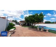 PEDANIA DE JEREZ, CASA DE CAMPO 100M², PARCELA 700M², PISCINA, NAVE DE 40M²