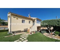 Casa en Cabrera D`Anoia de 205m² construidos con parcela de 583m².