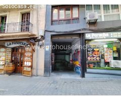 ¡Oportunidad de compra! Plaza de aparcamiento en venta en la Calle Portbou, Sants!