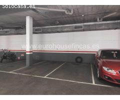 Plaza para furgoneta en la Calle Gavá en la Bordeta!!