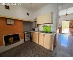 Se vende casa para reformar junto a Los Molinos Marfagones en Cartagena.
