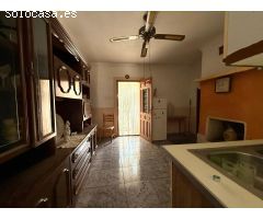 Se vende casa para reformar junto a Los Molinos Marfagones en Cartagena.