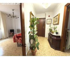 Se vende segundo piso para reformar en el Casco Antiguo de Cartagena.