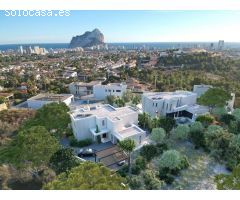 VILLA DE LUJO EN CALPE