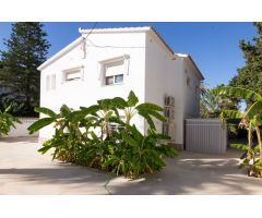 Villa en Venta en Denia, Alicante