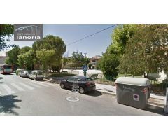 Grupo la Noria Vende Piso de 3 dormitorios, 2 baños completos, garaje, trastero, patio y terraza.