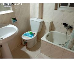 Grupo la Noria Vende Piso de 3 dormitorios, 1 baño y ascensor. Zona Franciscanos.
