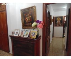 Piso en San Agustín, con 4 dormitorios y 2 baños!!!