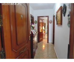 Piso en San Agustín, con 4 dormitorios y 2 baños!!!