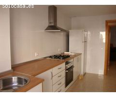 CAMPOS: PRECIOSA PLANTA BAJA CON JARDIN Y PARKING IDEAL PARA INVERSION!