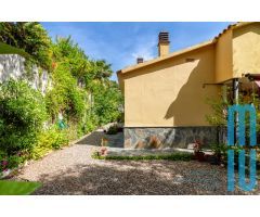 CASA CON TERRENO EN SANT CEBRIÀ DE VALLALTA