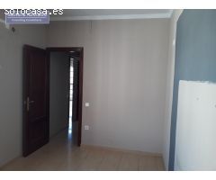 Casa en Venta en Brenes, Sevilla