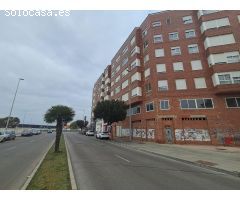 LOCAL COMERCIAL ZONA CARREFOUR