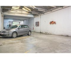 LOCAL COMERCIAL DE 200M2 CONSTRUIDOS EN LOS MALLOS (A CORUÑA)