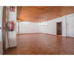 LOCAL COMERCIAL CON GRAN VISIBILIDAD EN EL TEMPLE