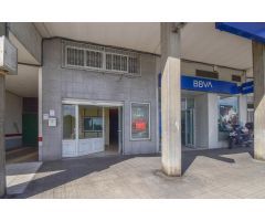 LOCAL COMERCIAL RODEADO DE SERVICIOS EN VILABOA