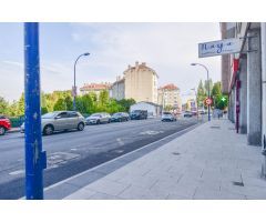 LOCAL COMERCIAL RODEADO DE SERVICIOS EN VILABOA