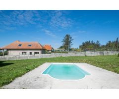 CASA EN GRAN ESTADO CON PISCINA EN EL MONTE XALO (CARRAL)