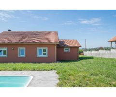 CASA EN GRAN ESTADO CON PISCINA EN EL MONTE XALO (CARRAL)
