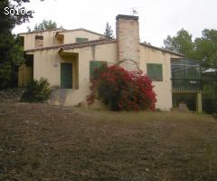 Chalet en zona Mig-Cami, a 2,5 km del centro de la población de Tortosa