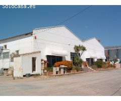 Nave industrial en L Aldea - Rent. 4% anual