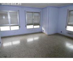 Se vende piso en Roquetes con plaza de párquing
