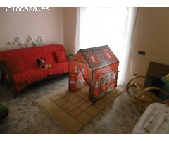 En venta dos chalets en la misma parcela, uno de ellos esta dado de alta como casa rural.