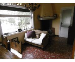 Dos chalets en la misma parcela,  uno de 85 m2. y el otro de 120 m2. separados por 10 mts. aprox.
