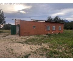 FINCA RUSTICA CON CASA Y PISCINA EN JESUS