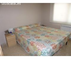 Piso en venta de 3 habitaciones en Urbanización Tirant lo Blanc de Tortosa.