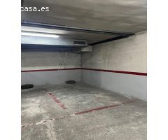 Garaje en centro de Tortosa - para vehículo pequeño.