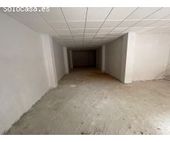 ¡Se alquila local comercial en el Barrio El Carmen, Murcia!