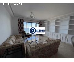 ESTILO Y EXCLUSIVIDAD EN PRIMERA LINEA - ALICANTE