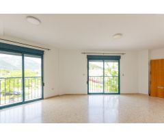 Piso en Venta en Puerto de Gandía, Valencia
