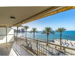 Espectacular apartamento con vistas frontales a la Playa del Cura! PRIMERA LINEA DEL MAR!