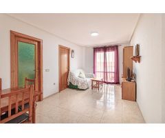 Apartamento con piscina, 2 hab. cocina independiente y garaje!!!