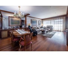 ESPECTACULAR CASA SEÑORIAL CON MÁS DE 8M DE FACHADA, EN EL CORAZÓN DE LA CIUDAD.