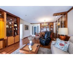 ESPECTACULAR CASA SEÑORIAL CON MÁS DE 8M DE FACHADA, EN EL CORAZÓN DE LA CIUDAD.