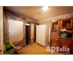 CASA DE 199 M2, PARA REFORMAR CON PATI DE 200 M2