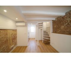 CASA EN VENTA EN EL CENTRO DE SABADELL
