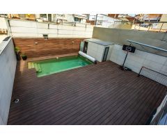 ESPECTACULAR CASA CON PATIO, PISCINA Y ASCENSOR