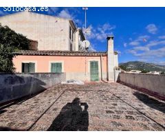 Exclusiva Casa en Venta en Selva – Vistas Impresionantes a la Serra de Tramuntana