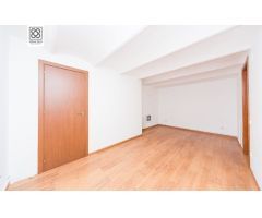 PISO EN VENTA C/ FONT HONRADA